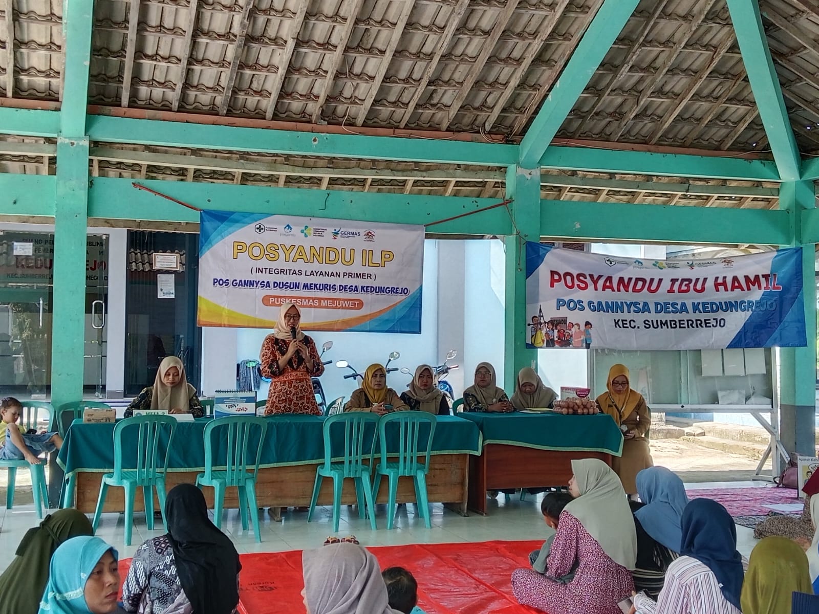 Kunjungan Posyandu oleh Ibu Ketua Tim Pembina Posyandu di Desa Kedungrejo