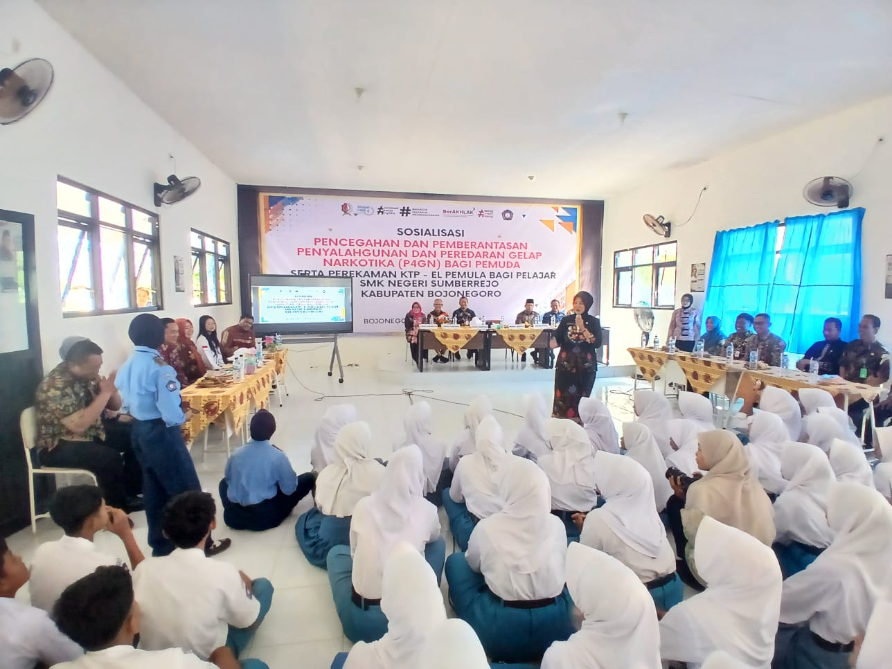 SMK Negeri Sumberrejo Gelar Sosialisasi P4GN dan Perekaman KTP-el Pemula