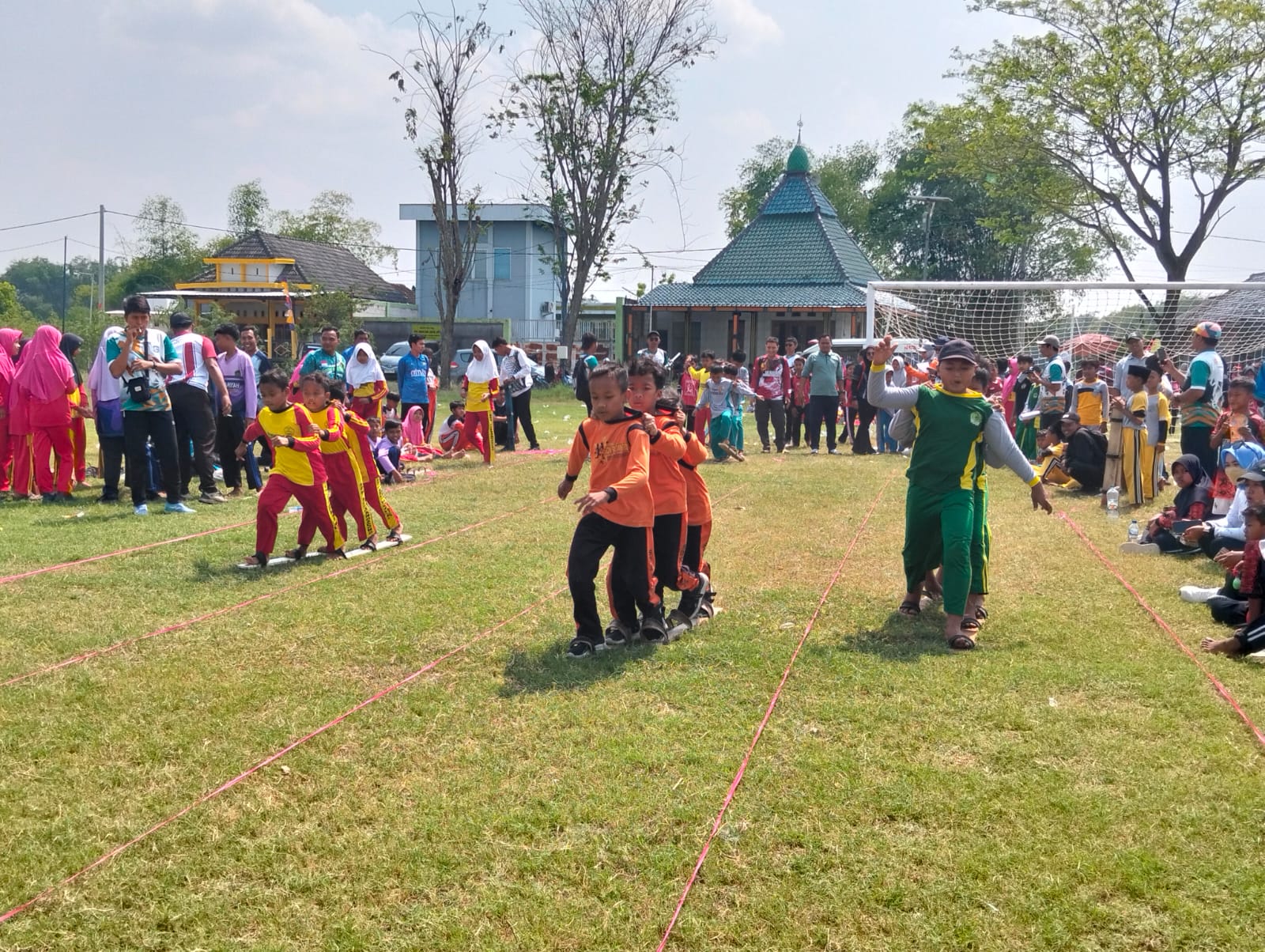 LOMBA SD/MI